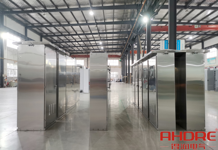 動力柜正面結(jié)構(gòu)圖.jpg 動力柜正面結(jié)構(gòu)圖.jpg